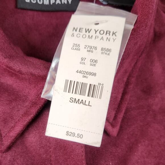 NWT New York & Co Top Size Small Burgandy Suede/Velvet Long Sleeve Button Down - Picture 7 of 10